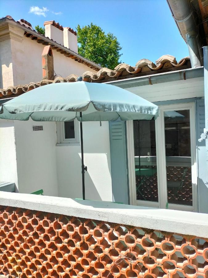 Studio Terrasse, Intra-Muros, Climatise Avec Wifi Avinhão Exterior foto